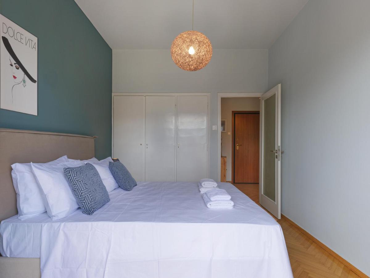 Beautiful Apartment In Kolonaki Athens Luaran gambar
