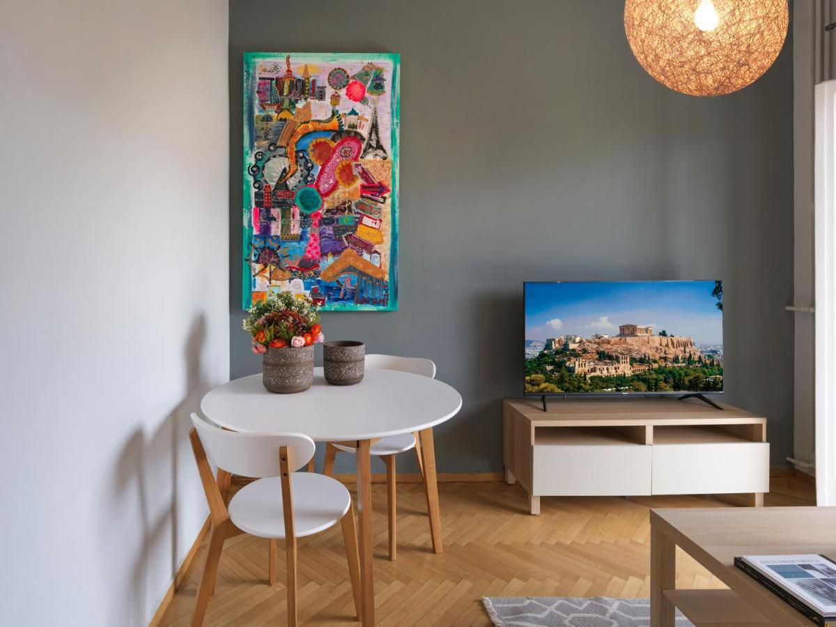 Beautiful Apartment In Kolonaki Athens Luaran gambar