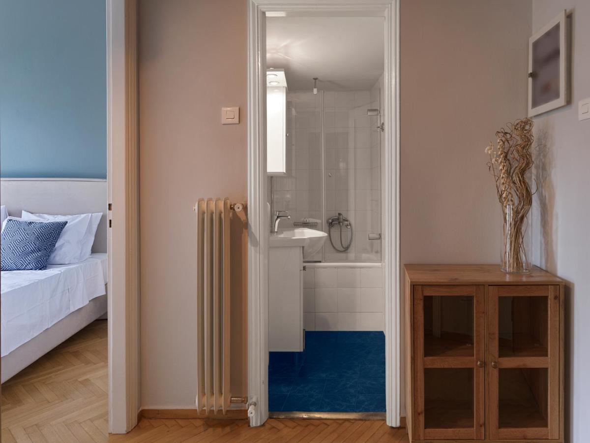 Beautiful Apartment In Kolonaki Athens Luaran gambar
